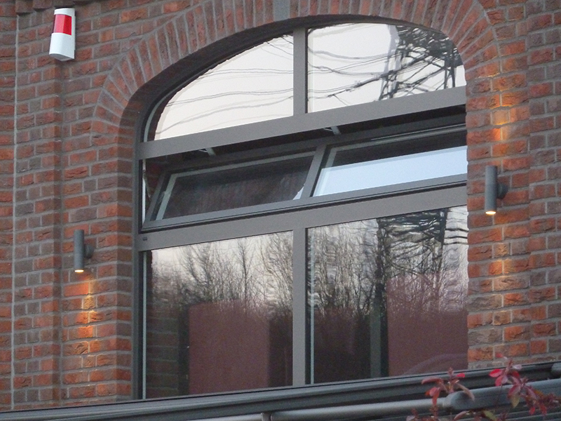 Kippflügel und Korbbogen Backhaus Grobe, Dortmund: Kippflügel und Korbbogen